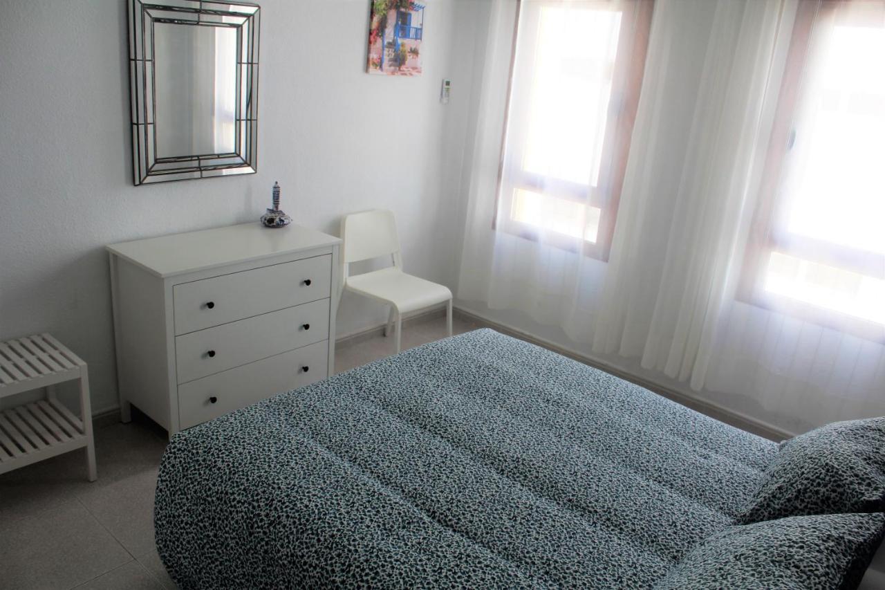 Elizabeth Beach Apartment With Seaviews! Torremolinos Dış mekan fotoğraf