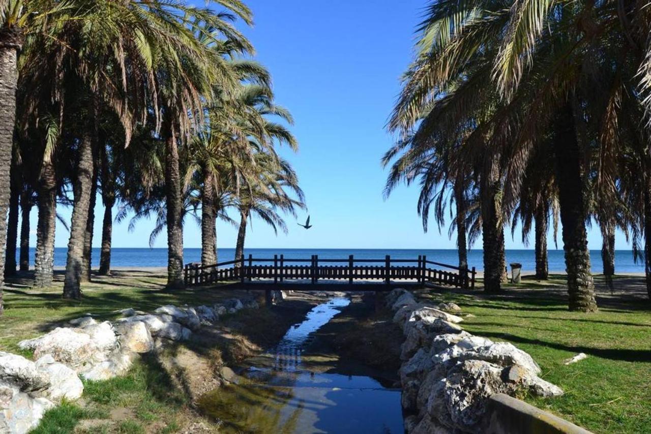 Elizabeth Beach Apartment With Seaviews! Torremolinos Dış mekan fotoğraf