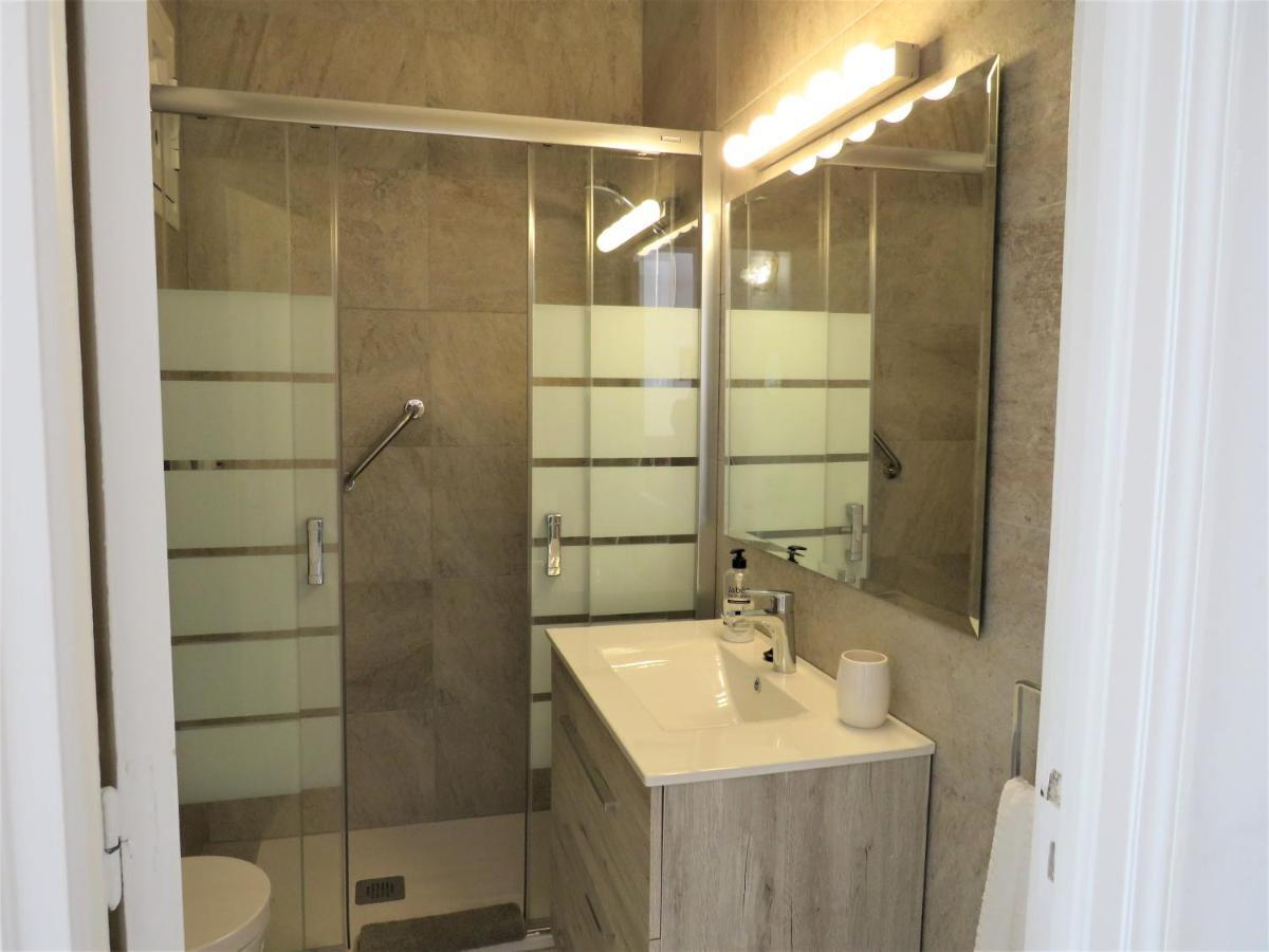 Elizabeth Beach Apartment With Seaviews! Torremolinos Dış mekan fotoğraf